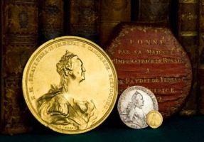 Изображение награды : настольная медаль "На заключение мира с Турцией в 1774 г."